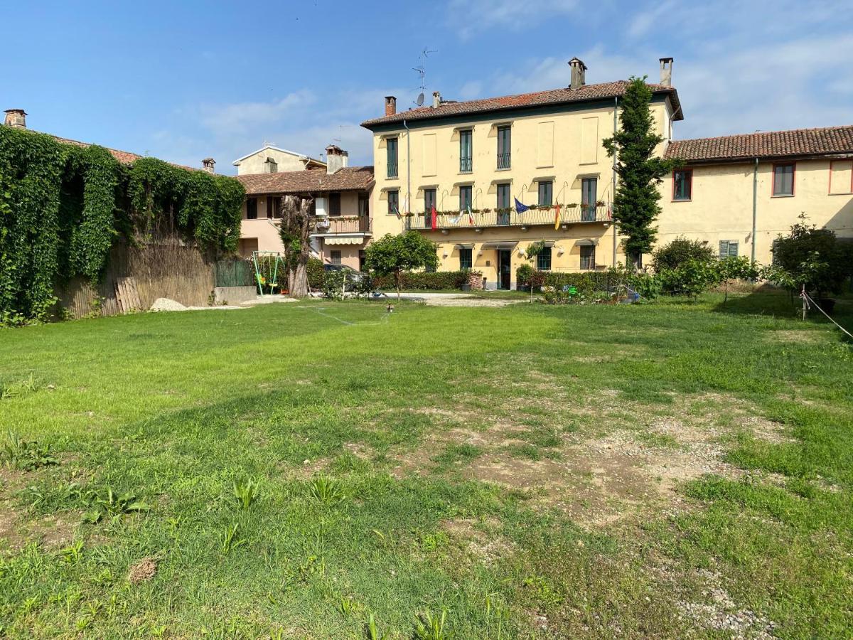 Hotel Duca Di Tromello Luaran gambar
