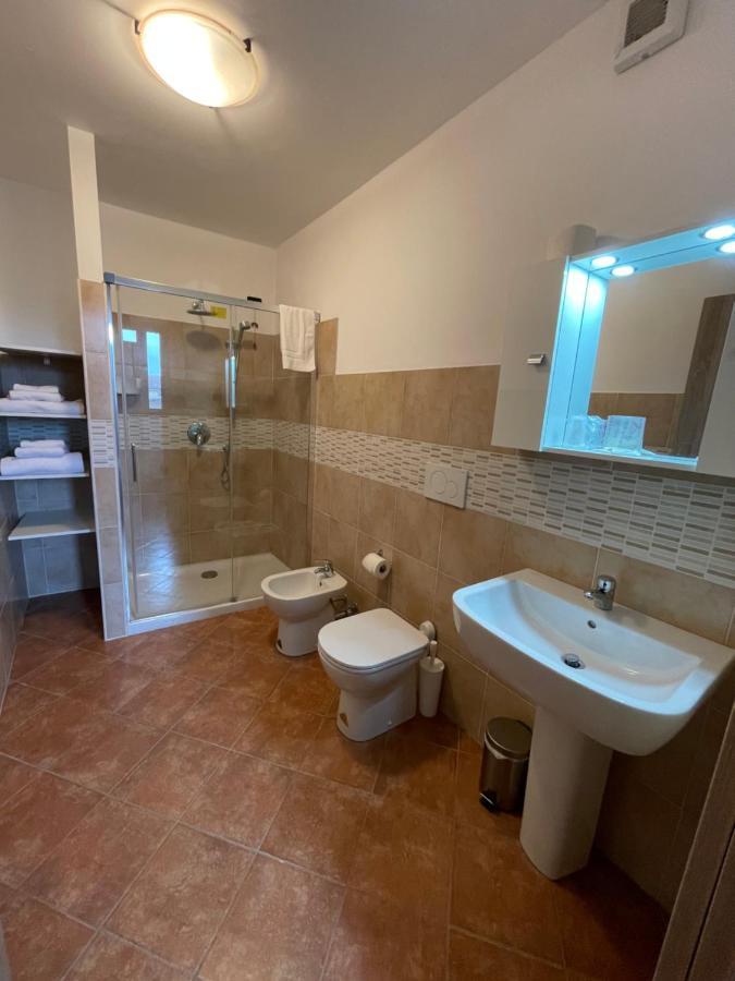 Hotel Duca Di Tromello Luaran gambar