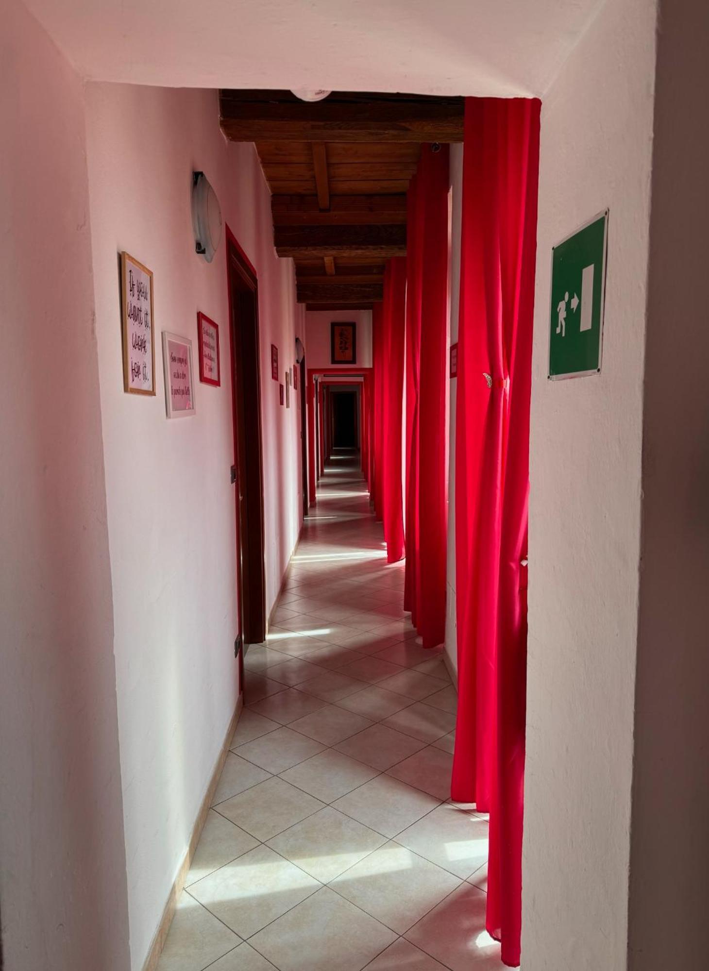 Hotel Duca Di Tromello Luaran gambar