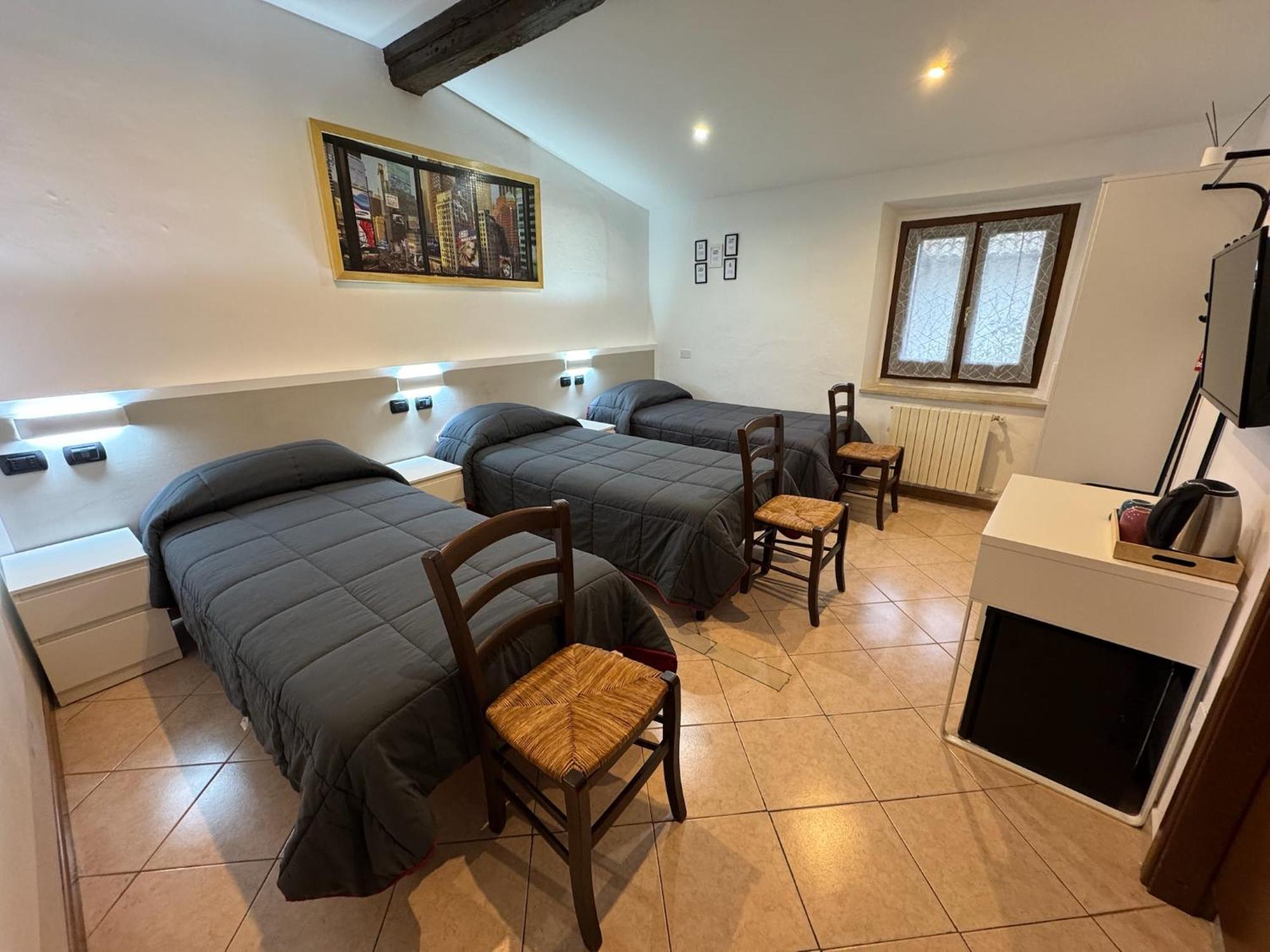 Hotel Duca Di Tromello Luaran gambar