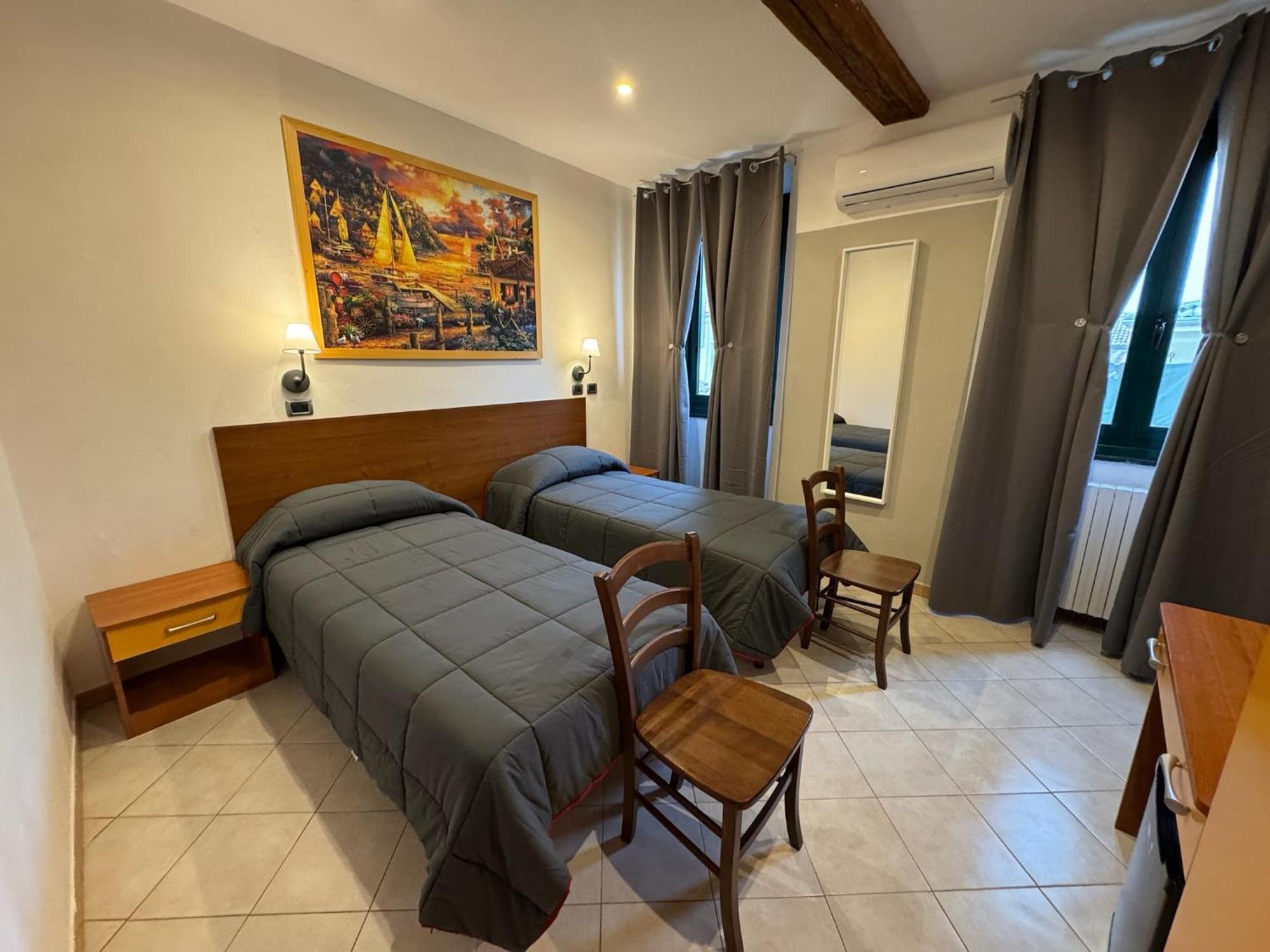 Hotel Duca Di Tromello Luaran gambar